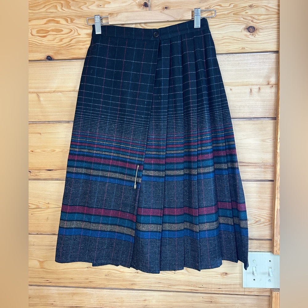 Vintage Black Plaid A-Line Skirt with Red and Blue Stripes
